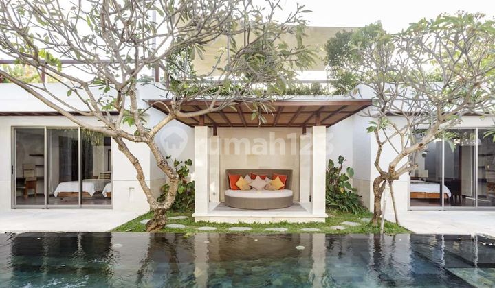 Villa Jimbaran Beach Luxury Walking Distance 2 Storeys 3 Bedrooms Villa Jimbaran Beach Luxury Walking Distance 2 Storeys 3 Bedrooms