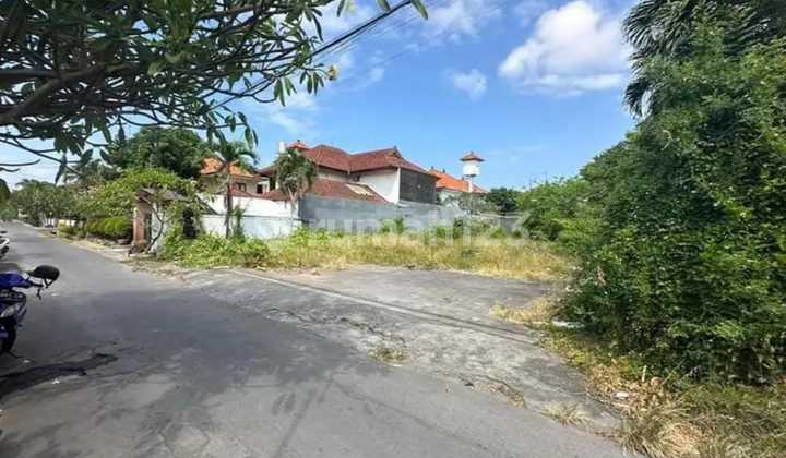Land on Jayagiri Street, Renon, Denpasar, Bali Land on Jayagiri Street, Renon, Denpasar, Bali