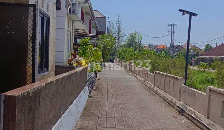 Rumah One Gate System Jalan Gunung Soputan Padangsambian Denpasar Bali 2