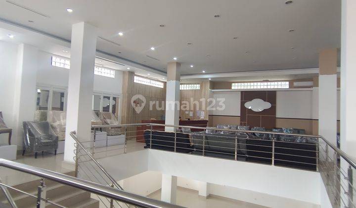 GEDUNG USAHA IMAM BONJOL DENPASAR 7