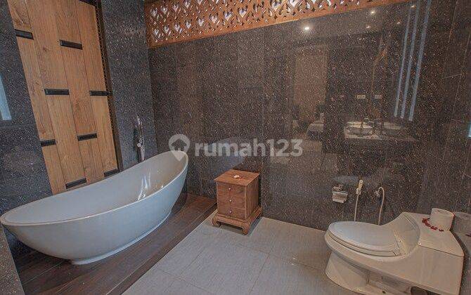 LUXURY VILLA NORTH DENPASAR JUNGLE AND RIVER VIEW 3
