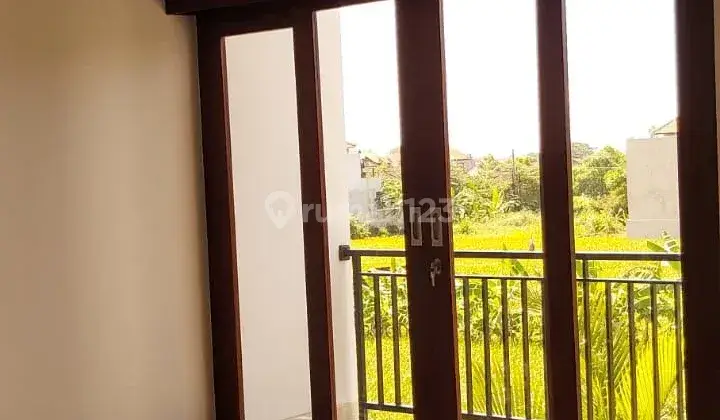 RUMAH BARU 2 LANTAI TOHPATI KESIMAN DENPASAR TIMUR 3