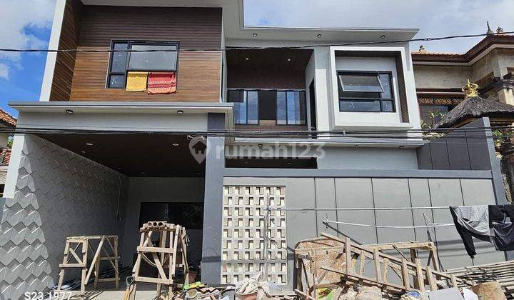 RUMAH BARU JLN. GUNUNG ANDAKASA 2 LANTAI DENPASAR BARAT 1