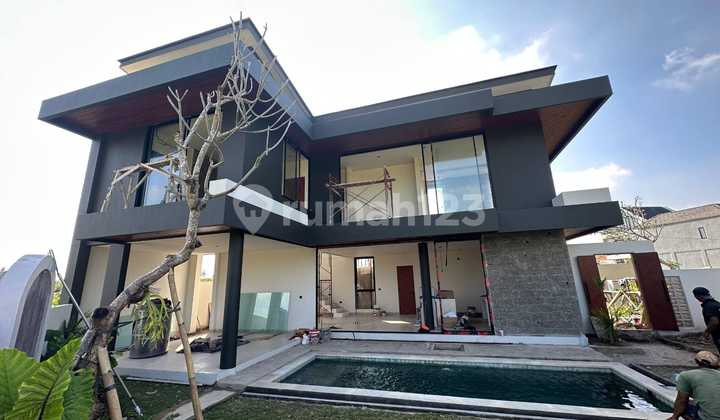 New Black Tropical Villa Pererenan Munggu Bali New Black Tropical Villa Pererenan Munggu Bali