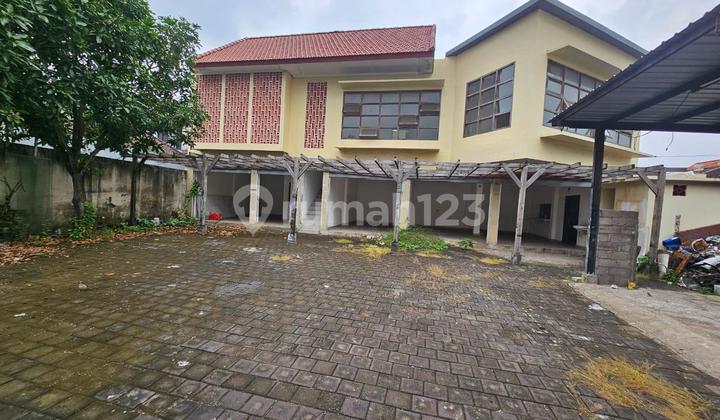 Land with Building in Taman Sari, Kerobokan, Badung, Bali Land with Building in Taman Sari, Kerobokan, Badung, Bali