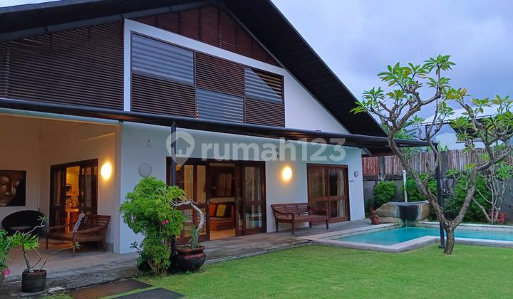 Villa Sunset Road Kuta Bali 11.25 Are Fully Furnished.