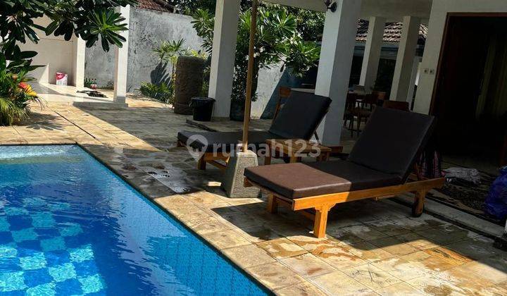 Villa Desa Banyualit Kalibukbuk Singaraja Bali 1