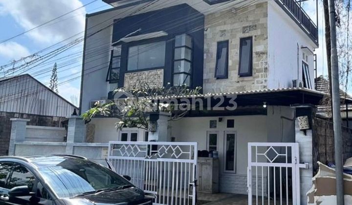 Rumah Modern Minimalis 2 Lantai Ungasan Badung Bali