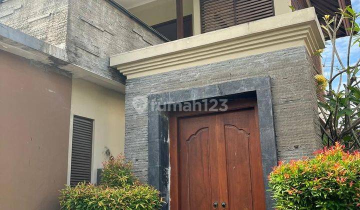 Villa Style House Jln. Cekomaria 2 Floors 2.5 Are North Denpasar 1