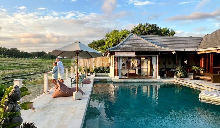 Beautyfull Villa For Leashold Vila 4 Badroom