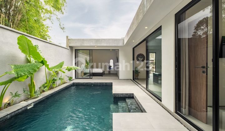 Beautiful Villa Ready For Rent or Leasehold in Kerobokan Bali