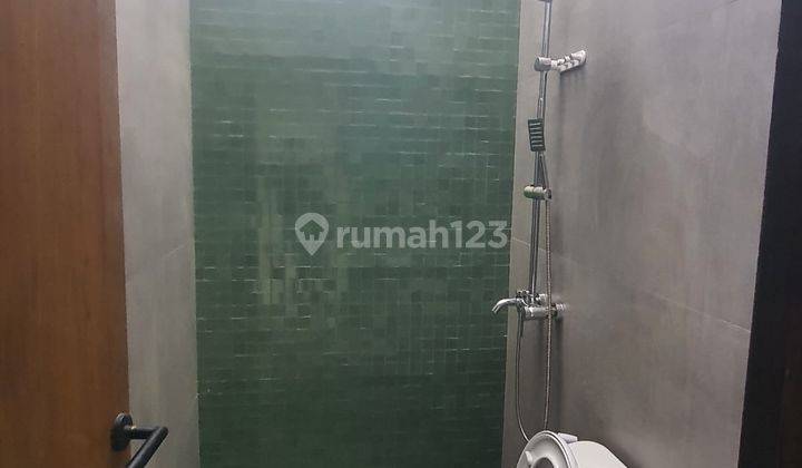 Rumah Baru dengan Desain Minimalis Modern Townhouse 7