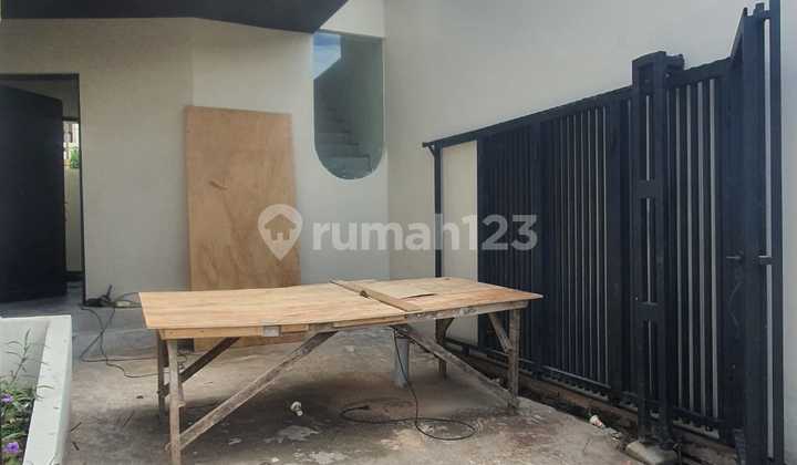 Rumah Baru dengan Desain Minimalis Modern Townhouse 9