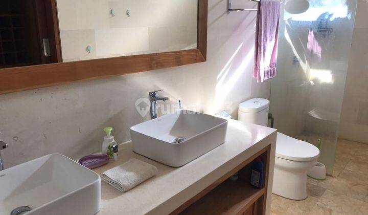 Villa Cantik Minimalis Modern Furnish Lantai 2 Siap Huni di Pererenan Bali  10