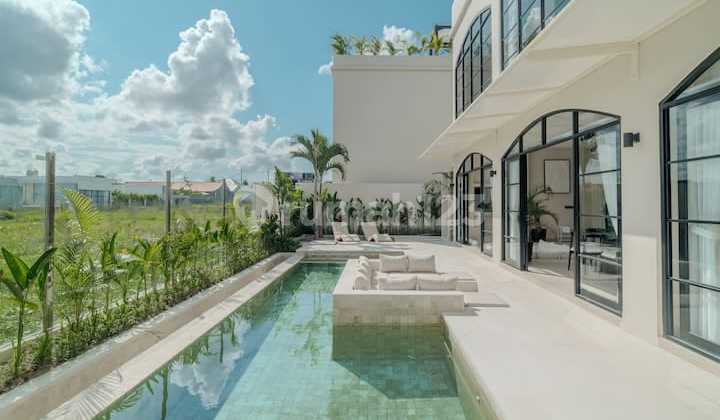 Ready For Rent 4 B R Luxury Villa In Seseh Bali