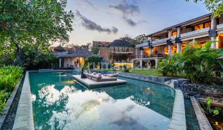 Ready For Rent 5 B R Luxury Beach Front Villa In Seseh Bali