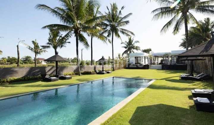 Luxury Beach Front Villa For Sale In Pasut Beach Tabanan Bali