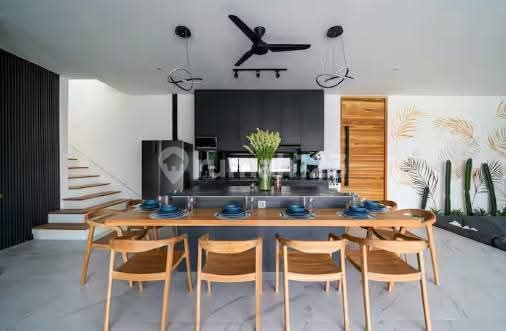 Beautiful and Luxurious 5 BR Villa Ready for Rent in Canggu