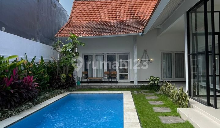 Villa for Rent 3 Bedrooms in Pererenan Canggu Villa for Rent 3 Bedrooms in Pererenan Canggu