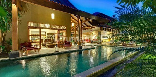 Ready For Sale Beautyfull Villa For In Petitenget Bali