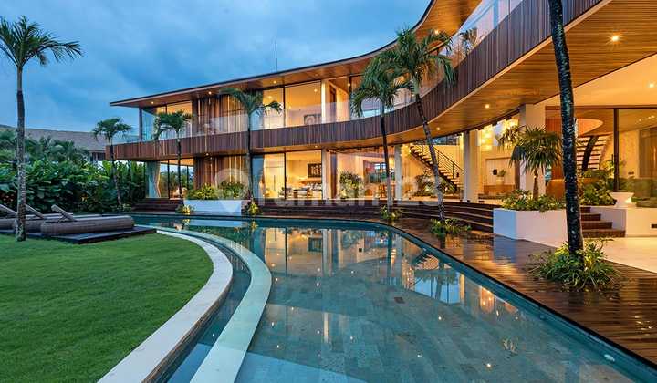 Luxury Villa For Rent In Pererenan Bali 5br