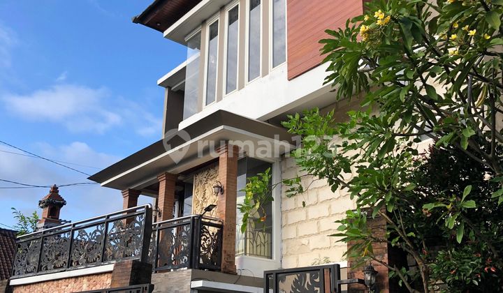 For Sale Urgently Need Money 3-Story House Modern Design For Sale Urgently Need Money 3-Story House Modern Design
