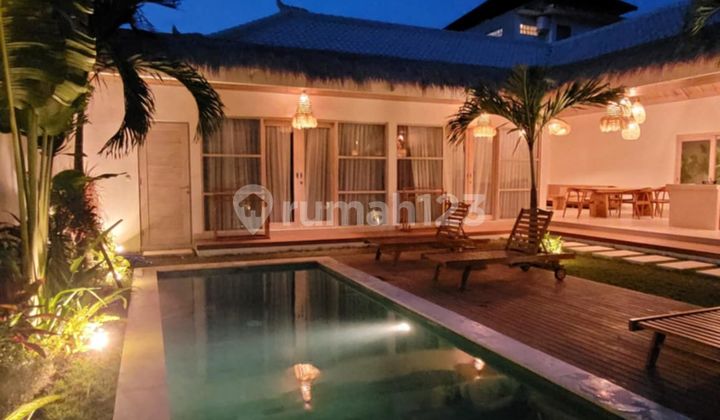 Brand New Beautiful 4 Bedroom Villa in Seminyak Bali Brand New Beautiful 4 Bedroom Villa in Seminyak Bali