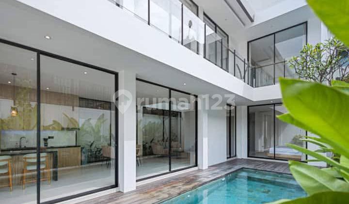 Beautiful 3BR Villa For Rent In Umalas Bali