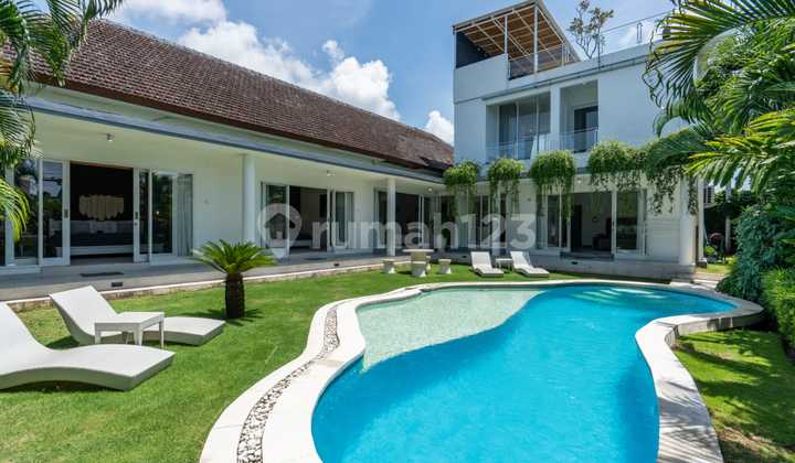 Ready For Leasehold Beautyfull 5 B R Villa In Canggu Bali