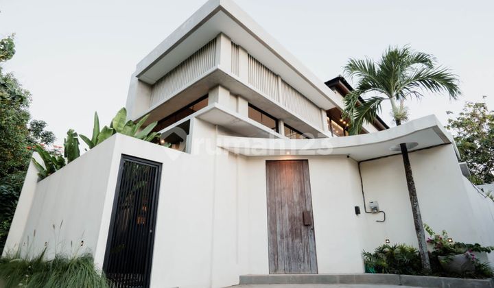 For Sale Beautiful Villa In Suluban Beach For Sale Beautiful Villa In Suluban Beach