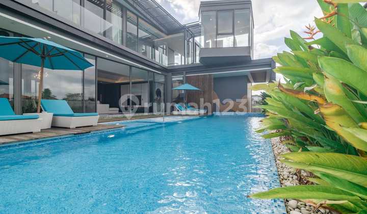 Ready For Sale Beautiful 5 BR Villa Bumbak Umalas Bali