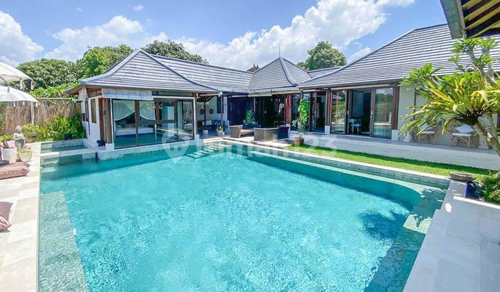 Ready For Rent Beautyfull 4 B R Villa In Buduk Bali