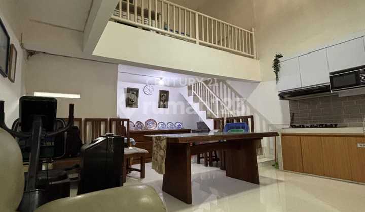 Rumah 2 Lantai Griya Bintara - 3+1 KT, SHM, Dekat Pintu Tol & KRL