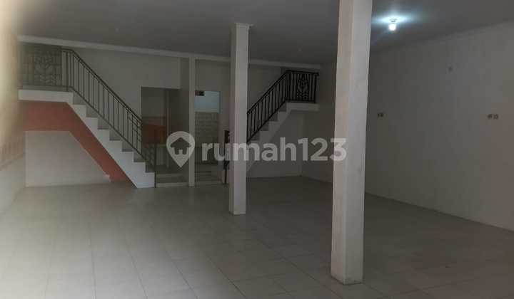 Disewakan 2 Ruko Strategis di Bintara 2