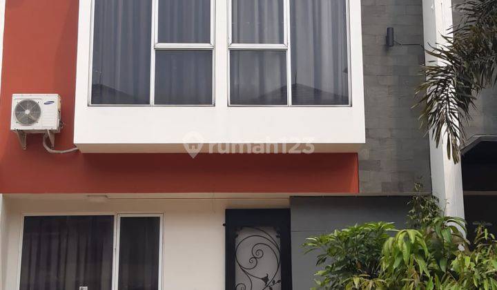 Dijual Rumah Cantik Renovated di Fortune Terrace Graha Raya Bintaro 1