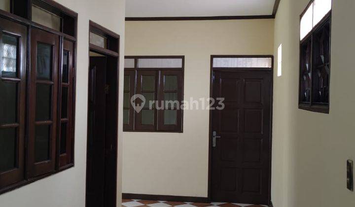 Disewakan Rumah 1,5 Lantai Baru Renovasi Di Pulo Gebang Permai  5
