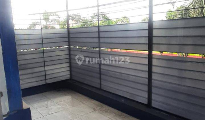 Disewakan Ruko Strategis Siap Pakai di Boulevard Hijau  2