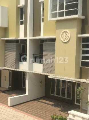 Rumah Modern Siap Huni di Kelapa Gading Jakarta Utara - Kondisi Baru Renov 2