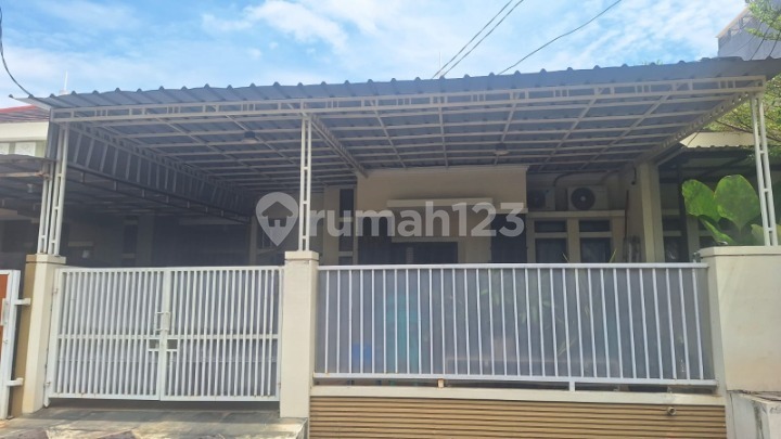 Dijual Rumah Full Renovasi Siap Huni Cluster Aralia Harapan Indah 2 Bekasi