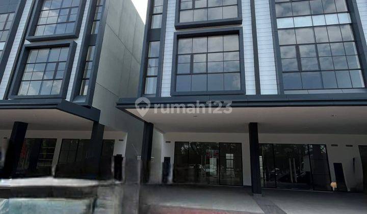 Disewakan Ruko Baru di Ruko Collins Boulevard Jakarta Timur 1