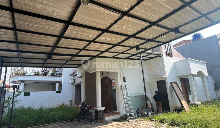 Disewakan Rumah 2 Lantai di Taman Harapan Baru Kota Harapan Indah Bekasi 1