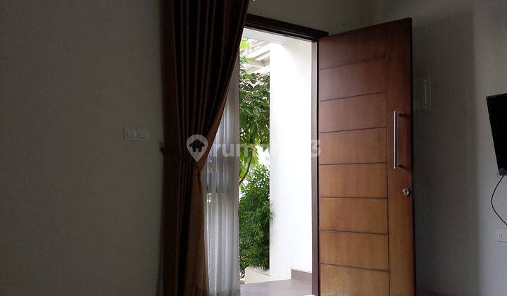 Dijual Rumah Semi Furnish di Cluster Burgundy Sumarecon Bekasi  2