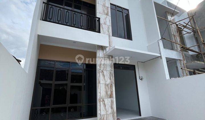 Dijual Rumah Minimalis Modern di Harapan Indah Bekasi Kota 2