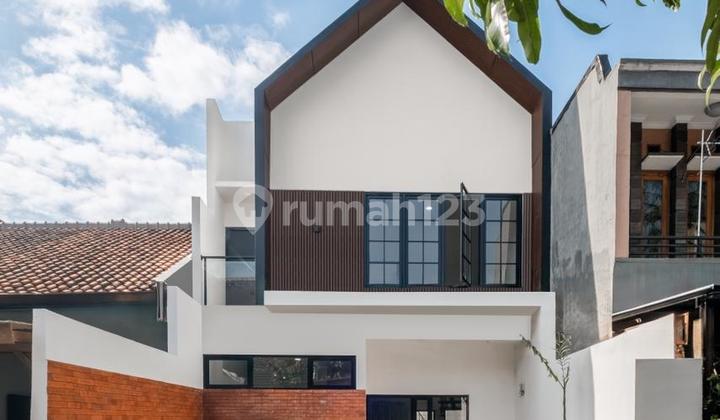 Sell New 2-Story Modern House in Antapani, Bandung City