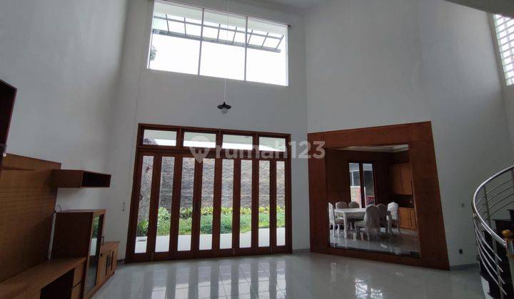 Rumah Mewah Minimalis 2 Lantai di Setiabudi Bandung Utara 2