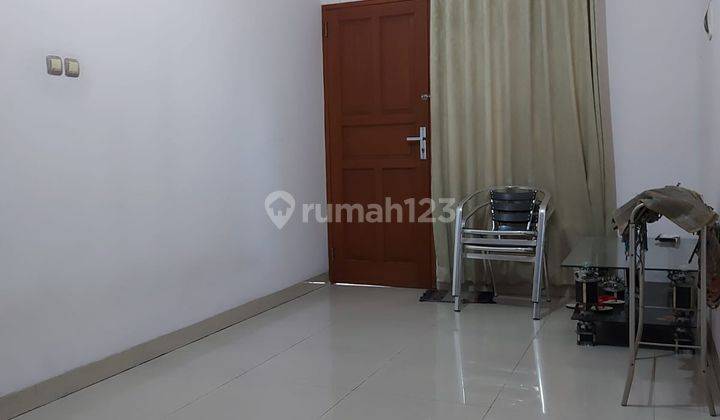 Rukan Bagus 3 Lantai di Sarimadu Sarijadi, Bandung Utara 2