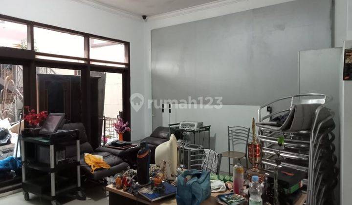 Rumah Besar 3 Lantai di Komplek Muara, Tegalega, Bandung Kota 1