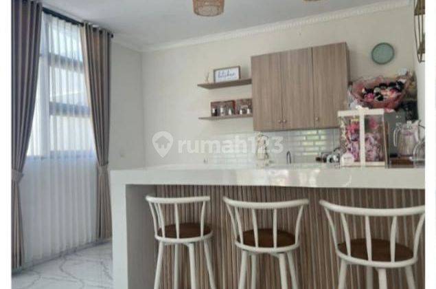 Rumah Cantik Strategis di Kolmas Regency Cimahi Tengah 2