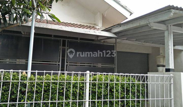 Rumah Terawat di Komplek Sanggar Hurip Soekarno Hatta Bandung 1