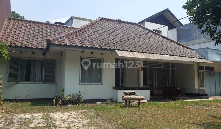 Rumah Strategis Untuk Usaha di Jalan Raya Hegarmanah Bandung 1